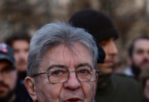 Mélenchon fustige le traitement médiatique après l’affaire Quentin Deranque