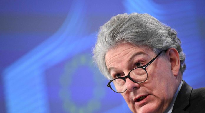 Sanctionné par les États-Unis, Thierry Breton appelle l’Union européenne à un soutien politique «au plus haut niveau»