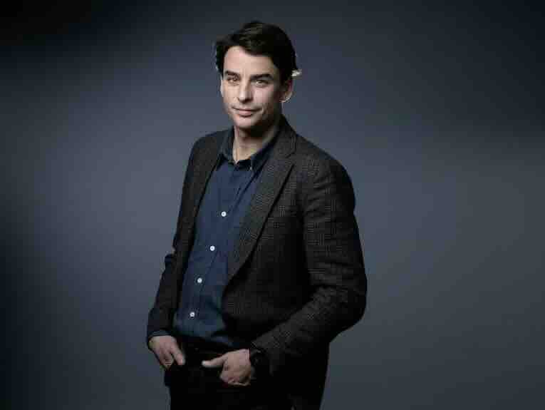 France 5 : Julian Bugier aux commandes d’un nouveau magazine économique