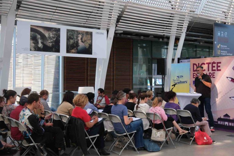 France Culture : le tour de France de la «Dictée En Gare» est de retour