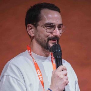 Gilles BOUSSION (FRAMES) : «Les créateurs de contenu portent une force d’authenticité qu’on retrouve moins à la télévision».