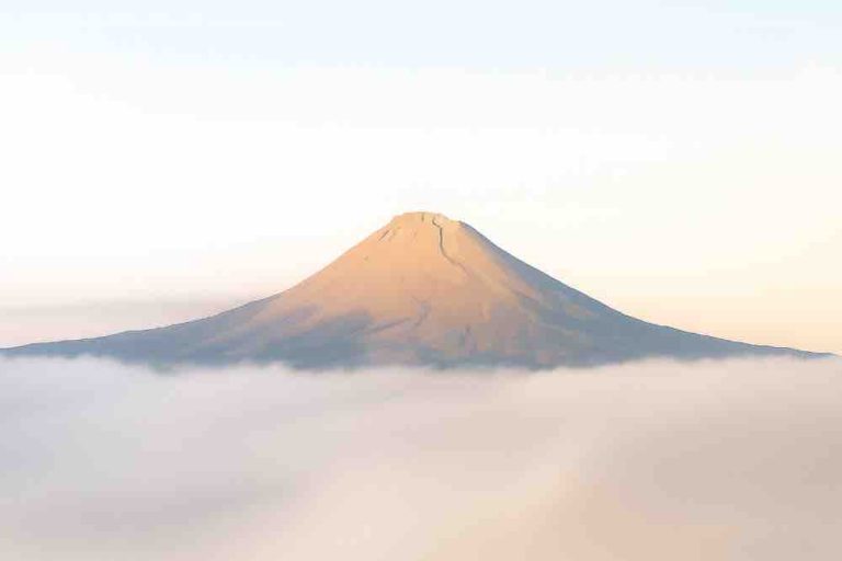 USHUAÏA TV : le documentaire inédit inédit «Terres de volcans» mardi 7 avril