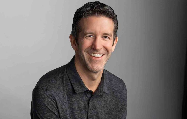 Apple : John Ternus face au défi de l’IA