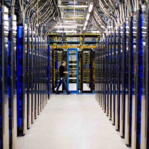 Data centers : un guide pour aider les élus à arbitrer face à des projets énergivores