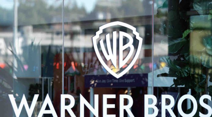 Hollywood : plus de 1.000 personnalités s’opposent au rachat de Warner Bros Discovery par Paramount Skydance