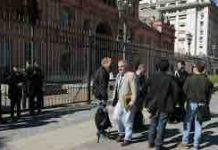 La présidence argentine suspend l’accès des journalistes, inquiétudes sur la liberté de la presse