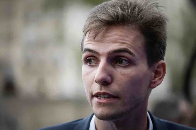 Polémique autour de Frontières : son fondateur jugé pour avoir divulgué des données d’avocats spécialisés en droit des étrangers