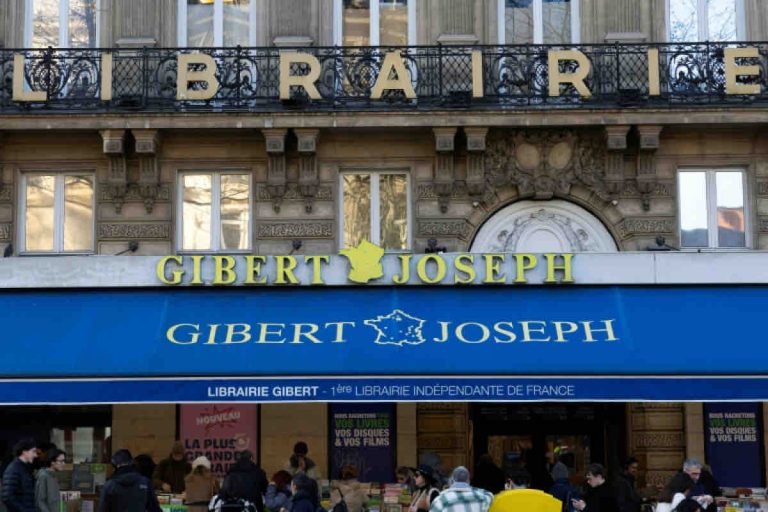 Redressement judiciaire pour les librairies Gibert, qui parie sur l’occasion pour survivre