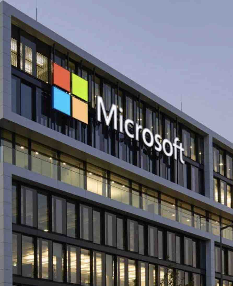 Royaume-Uni : une enquête ouverte sur Microsoft pour abus de position dominante dans les logiciels professionnels