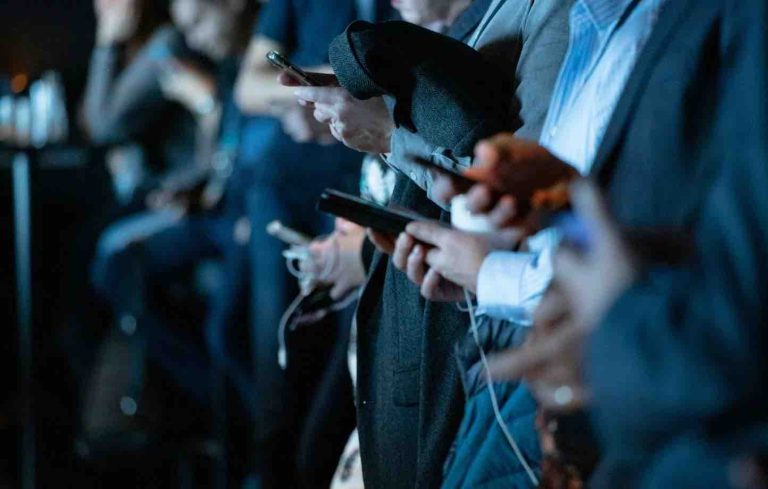 «Académie du viol»  des signalements effectués par le gouvernement auprès de la justice, de Pharos et de l’Arcom