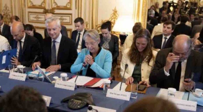 Comité sur l’IA : 1ères pistes autour de la protection des mineurs et de la publicité