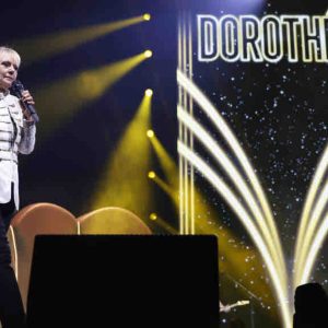 Dorothée annonce neuf concerts supplémentaires après son retour triomphal