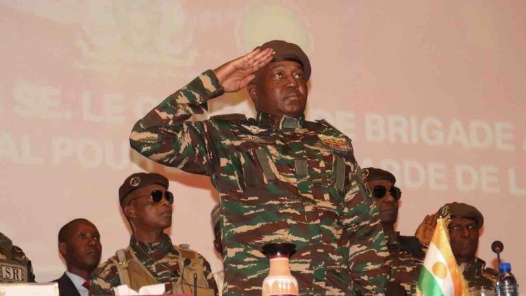 Le Niger suspend plusieurs médias internationaux dans un contexte de tensions avec les pays occidentaux