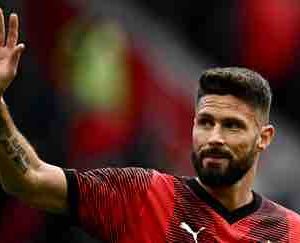 Olivier Giroud consultant pour la BBC pendant la Coupe du monde