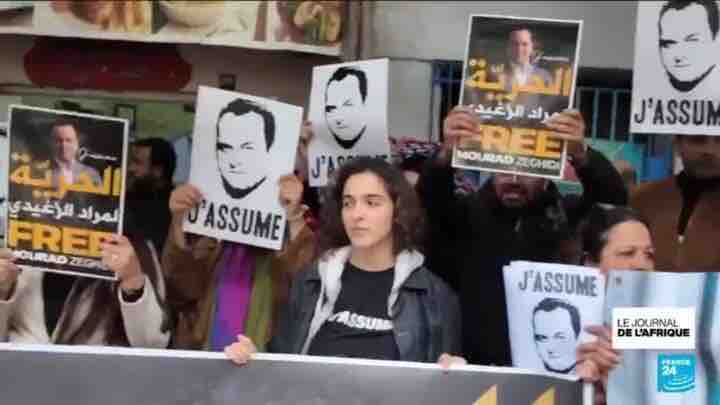 Tunisie : reprise du procès en appel de deux chroniqueurs, au cœur des inquiétudes sur la liberté de la presse
