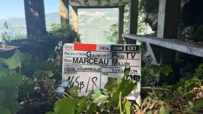 France Télévisions adapte le phénomène littéraire «Le Roman de Marceau Miller» en série