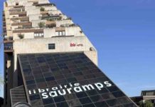 Sauramps, librairie emblématique de Montpellier fondée en 1946, placée en redressement judiciaire face à de graves difficultés financières Sauramps