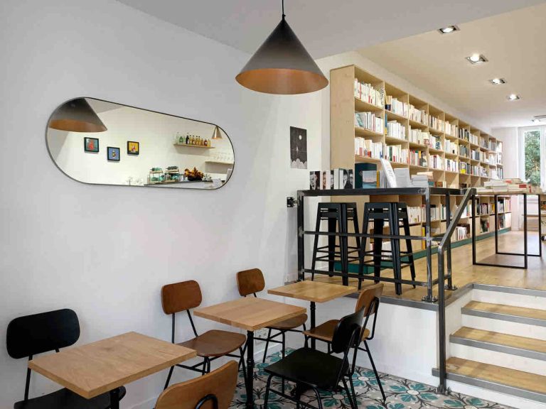 Les librairies misent sur la diversification