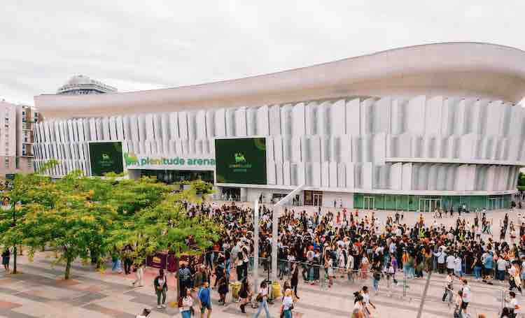Paris La Défense Arena devient Plenitude Arena