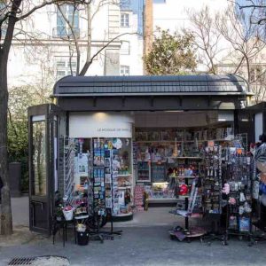 Presse : plusieurs centaines de journalistes mobilisés à Paris face à la crise du secteur