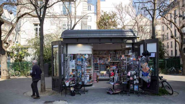Presse : plusieurs centaines de journalistes mobilisés à Paris face à la crise du secteur
