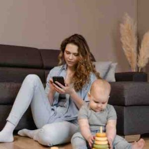 Un parent sur deux victime de «technoférence» avec ses enfants, selon une étude