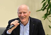 Yves Sciama reçoit le prix AJSPI 2026