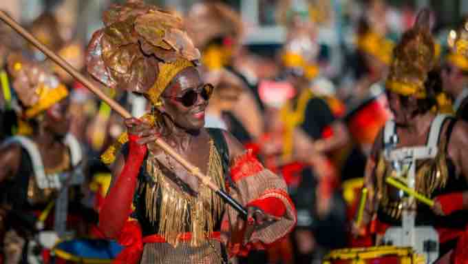 France Télévisions : les antennes numériques au rythme du Carnaval tropical de Paris