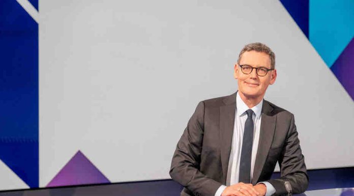 France Télé tourne la page de «Dimanche en politique» et confie «Les 4 Vérités» à Francis Letellier