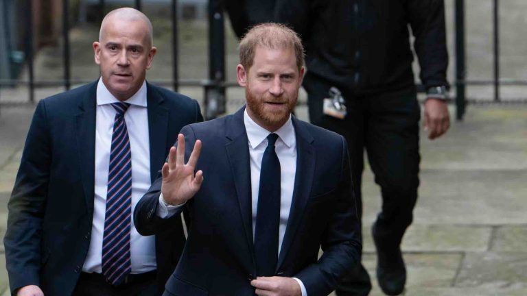 Le prince Harry et Elton John déboutés face au Daily Mail