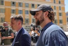 Violences en live : un bannissement numérique à vie requis contre deux streamers