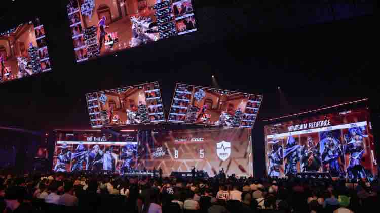 Esports World Cup : l’édition parisienne bat des records de fréquentation