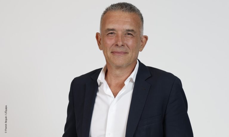 V. BROUSSARD (L’Équipe.) : « On doit rester très grand public. »