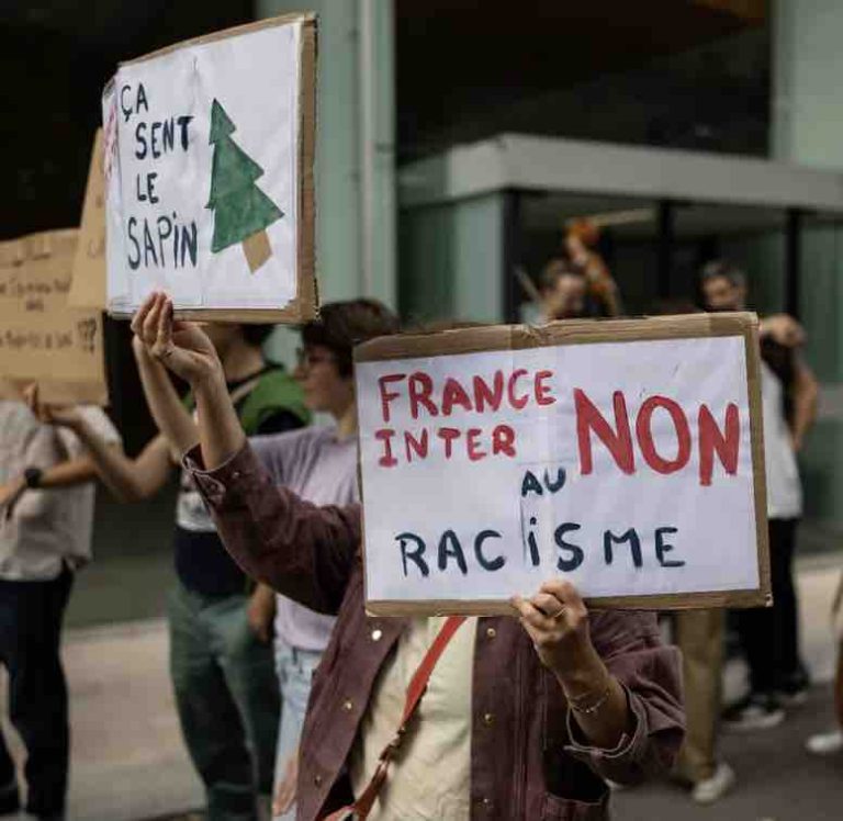 France Inter : la direction propose de transformer l’édito de Charles Sapin en débat, la grève maintenue