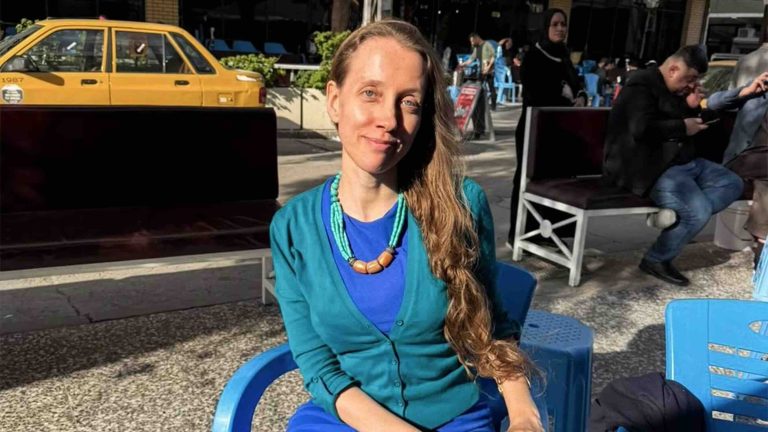 Irak : un homme condamné à 15 ans de prison pour l’enlèvement de la journaliste américaine Shelly Kittleson