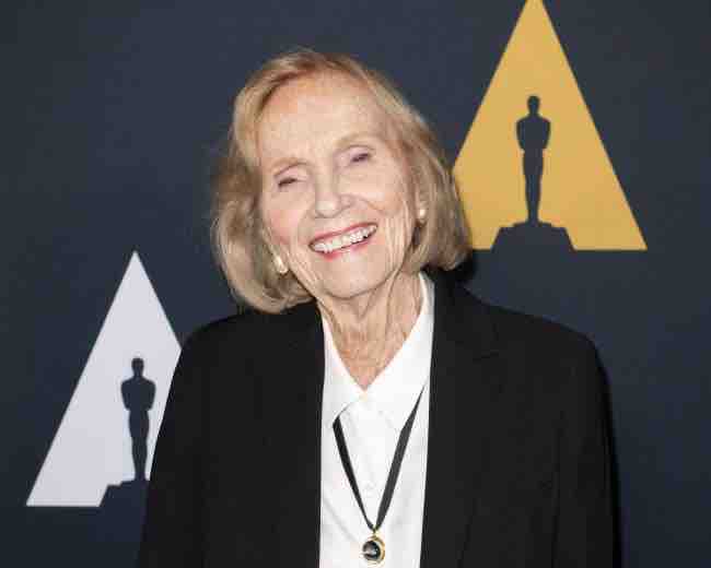Décès à 102 ans d’Eva Marie Saint, actrice oscarisée de «Sur les quais» et de «La mort aux trousses»