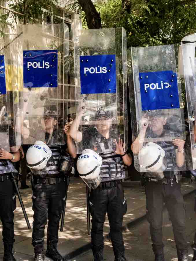 Turquie : les autorités prennent le contrôle de la chaîne d’opposition Halk TV